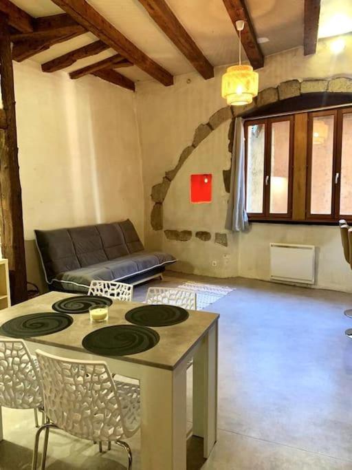 Apartment L'atypique, Bord Du Thiou *